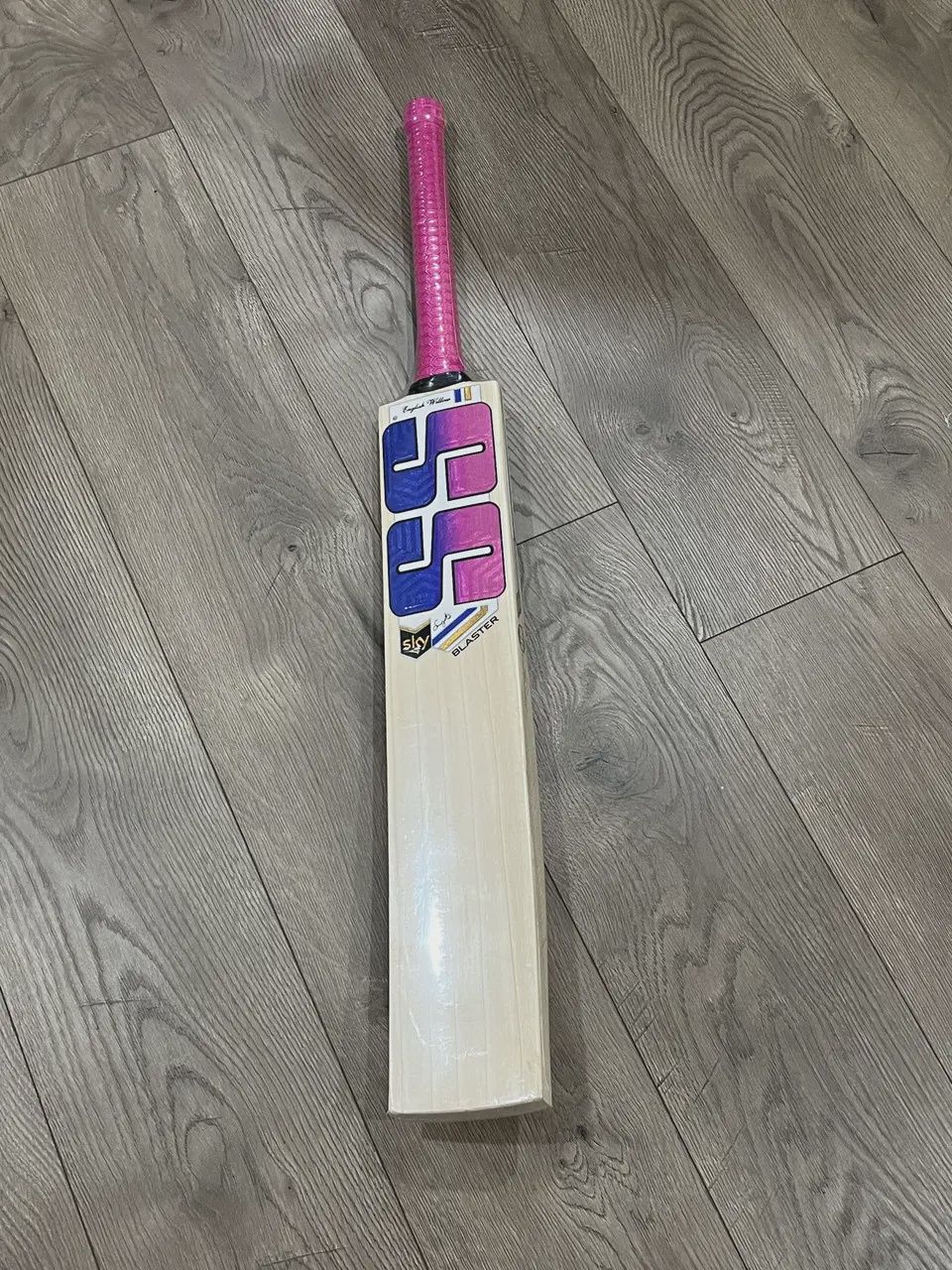 SS SKY Blaster English Willow Cricket Bat - 2023 Edition