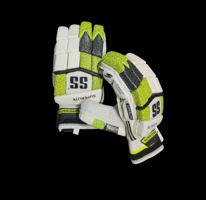 SS Superlite Batting Gloves, RH/LH: Left Hand