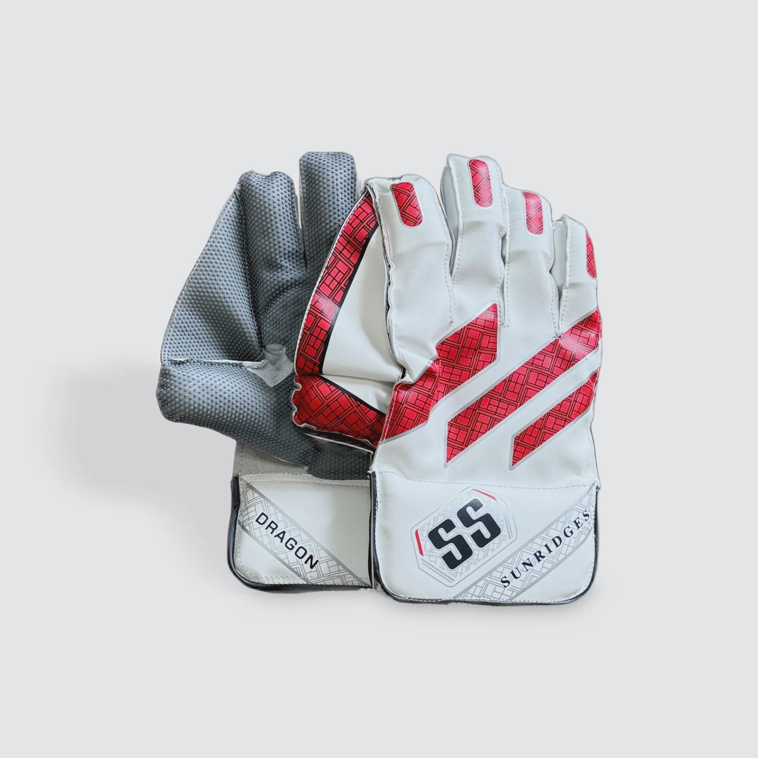 SS Wicket Keeping Gloves - (Dragon), Size: Boys