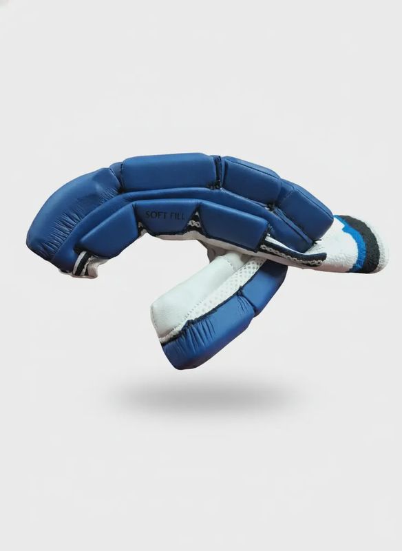 SS Aerolite Batting Gloves (Adult)