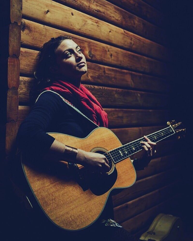 4 Music Lessons 20% off (Guitar, Voice, Songwriting)
