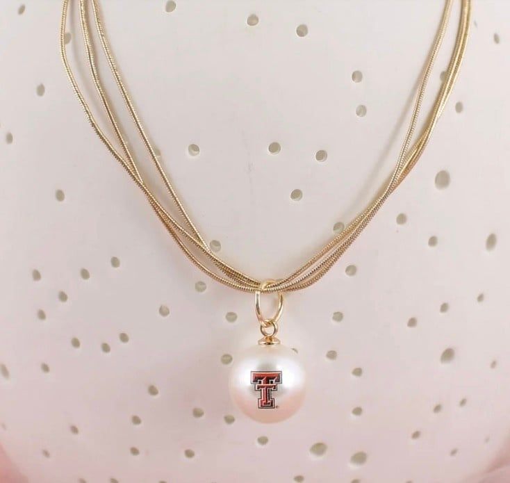 Pearl Logo Gold 18" 3 Strand Necklace
