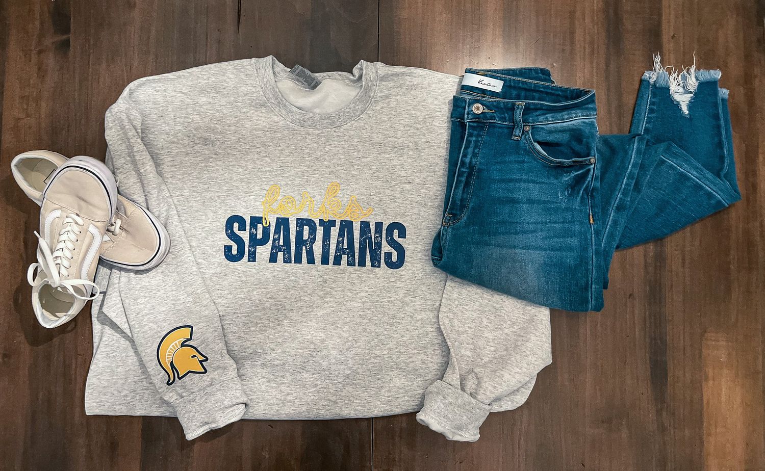 Forks Spartans Cursive Distressed Crew