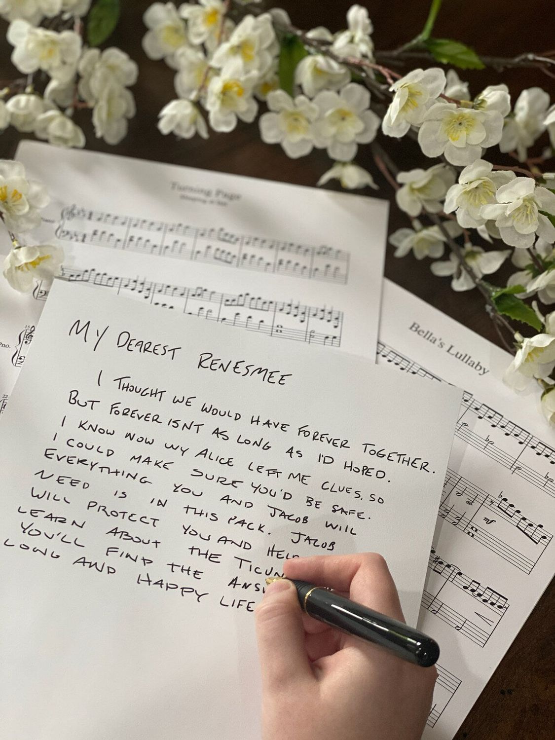 Bella Cullen’s letter to Renesmee Cullen, Twilight Saga Replica, Breaking Dawn Part 2, Screen Accurate