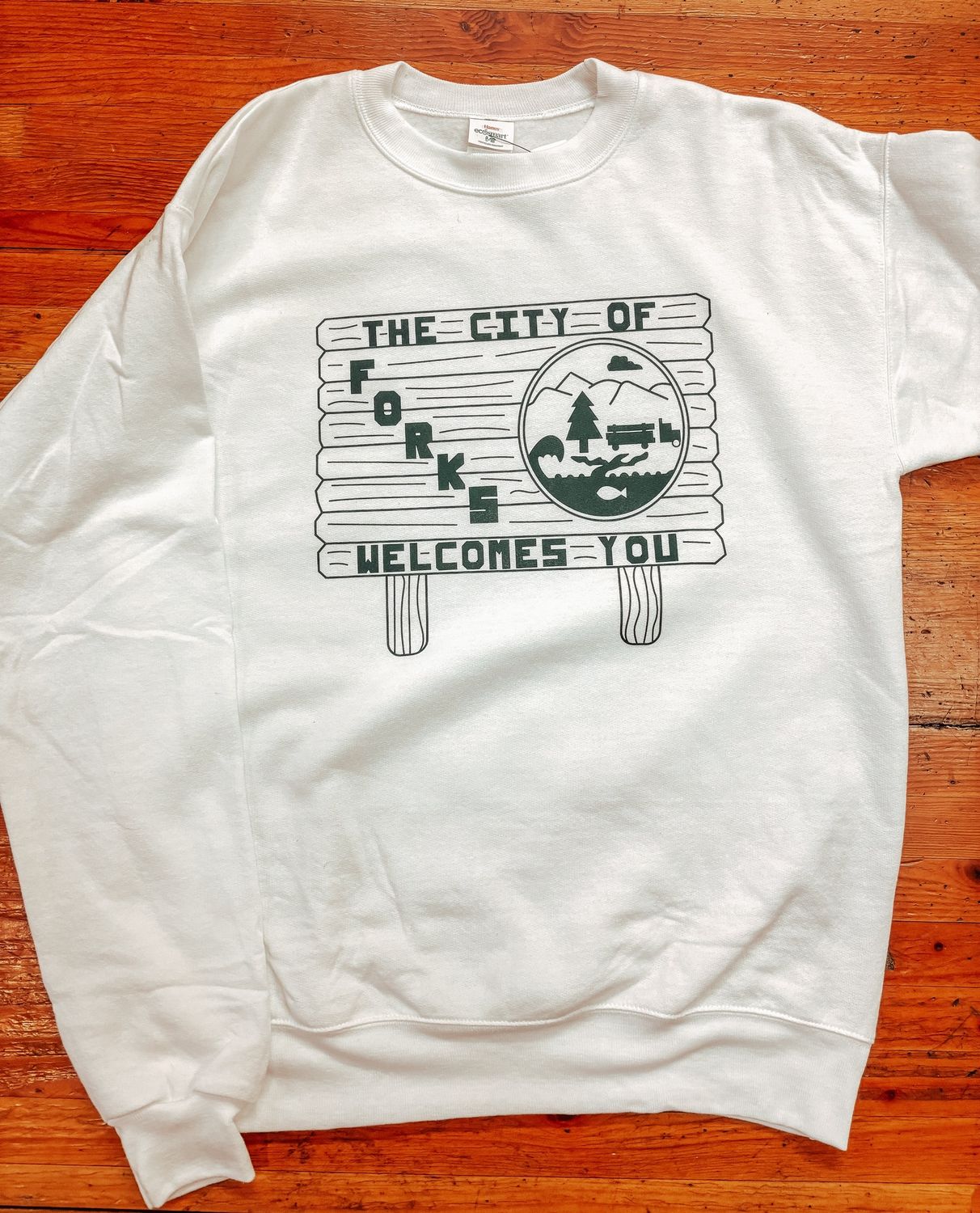 City of Forks Sketch Design, Color: White / Green Design, Size: Small, Style: Tee