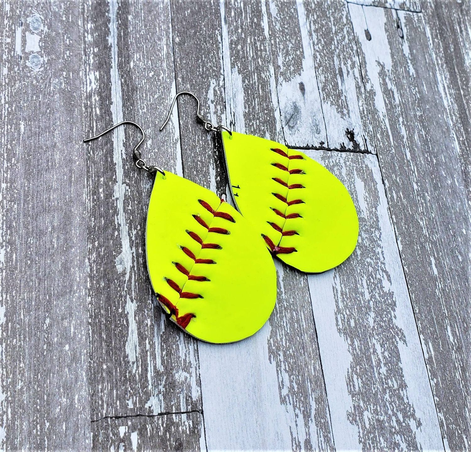 Teardrop Baseball Earrings, Teardrop Softball Earrings: Softball