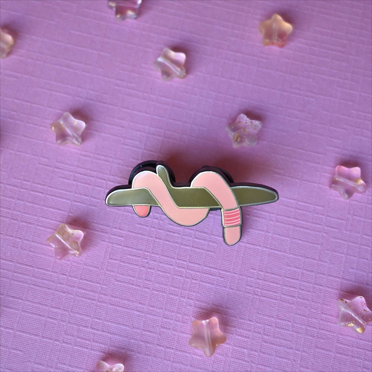 Worm Pin
