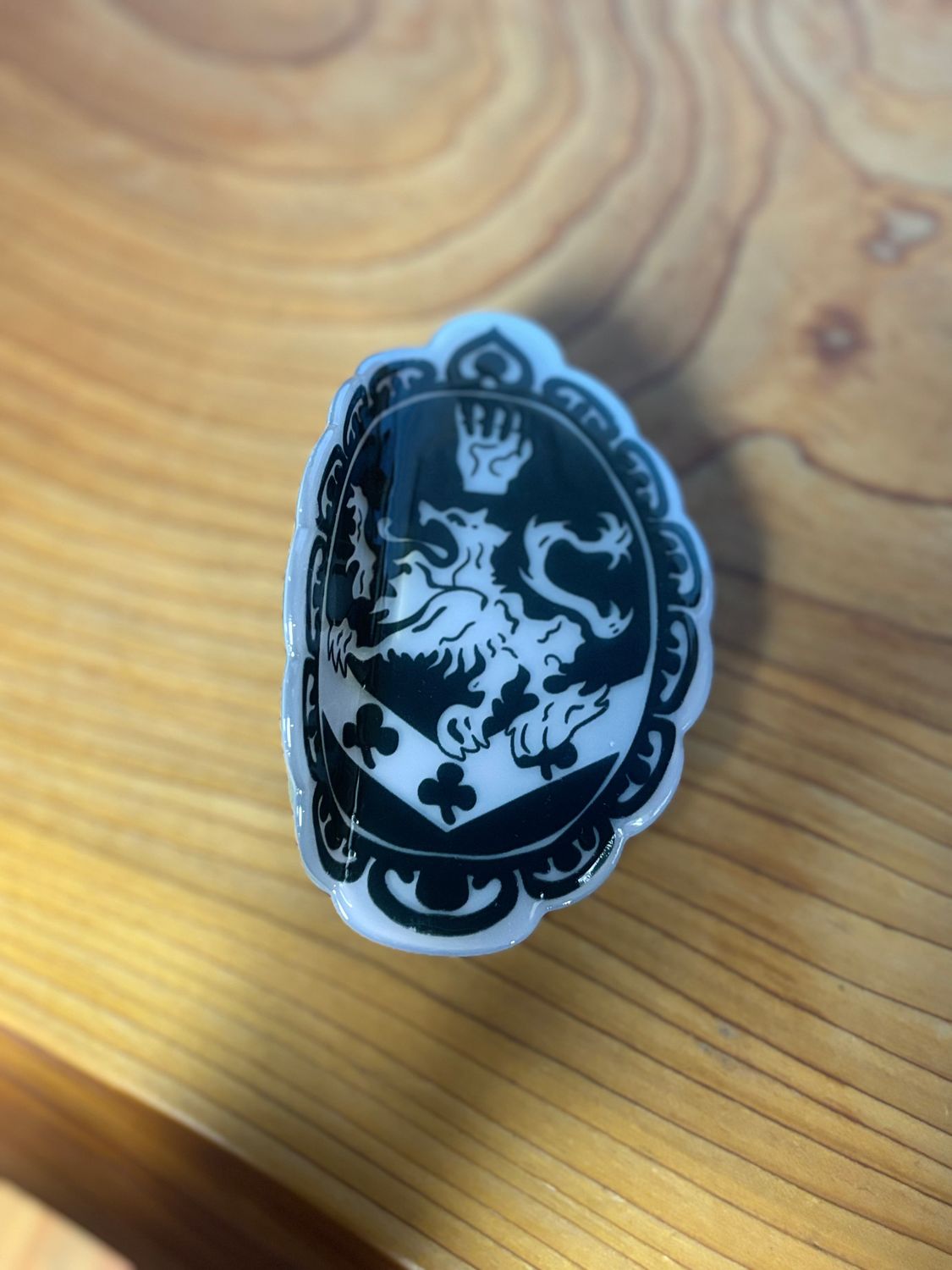 Large Cullen Crest Claw Clip