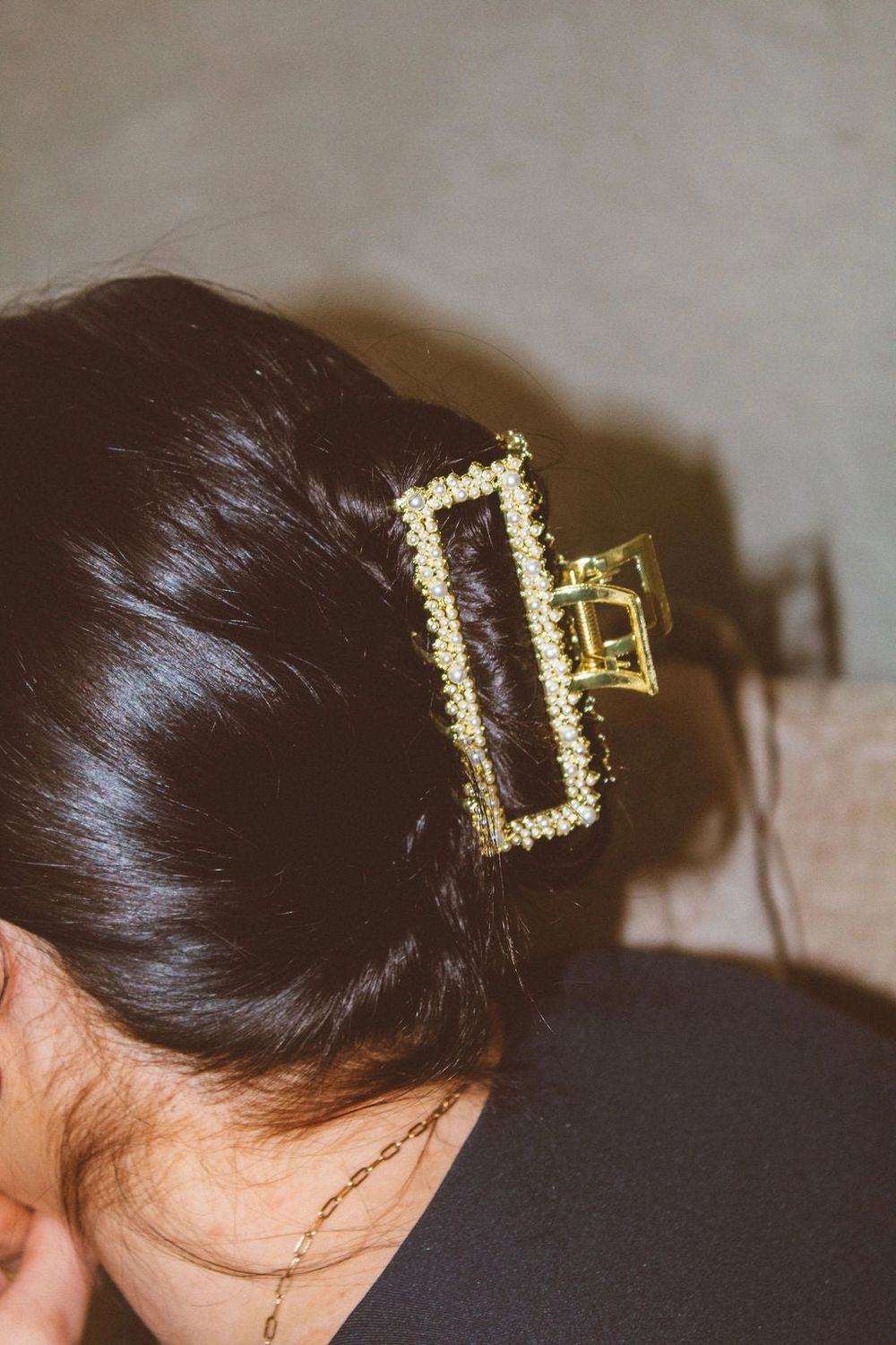 Pearl Rectangle Claw Clip