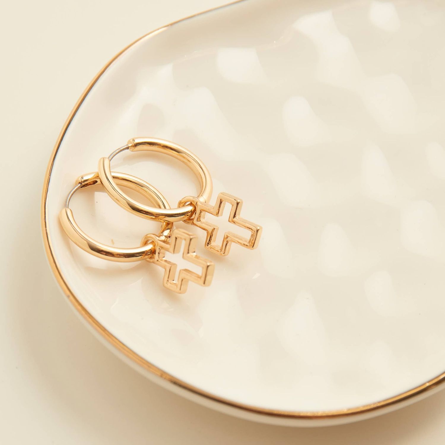 Cera Inspirational Frame Cross Earrings: Gold