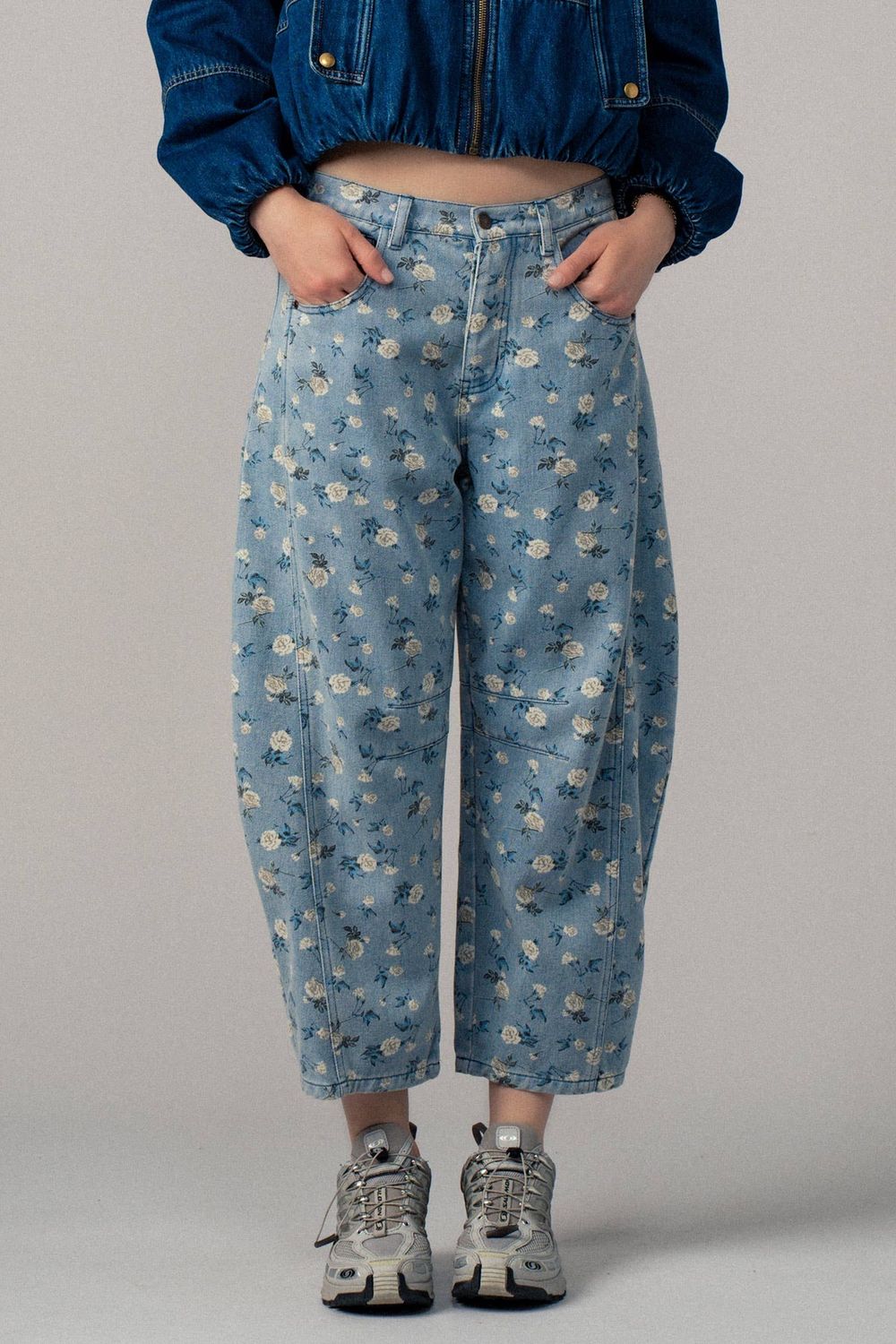 Floral Print Relaxed Fit Denim Pants: