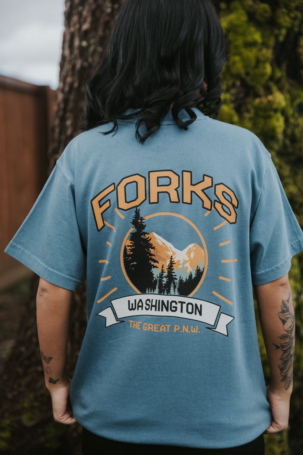 Premium Tee Forks, WA Arched The Great PNW, Color: Sea Blue, Size: Small
