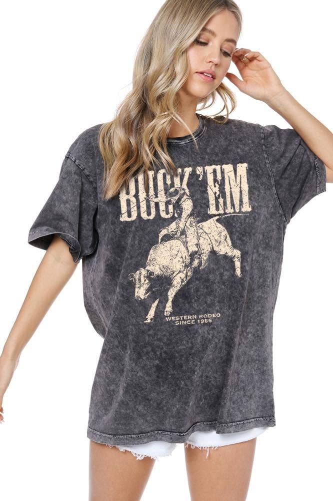 Buck 'Em Graphic S/S Washed Boyfriend Fit Tee: BLACK