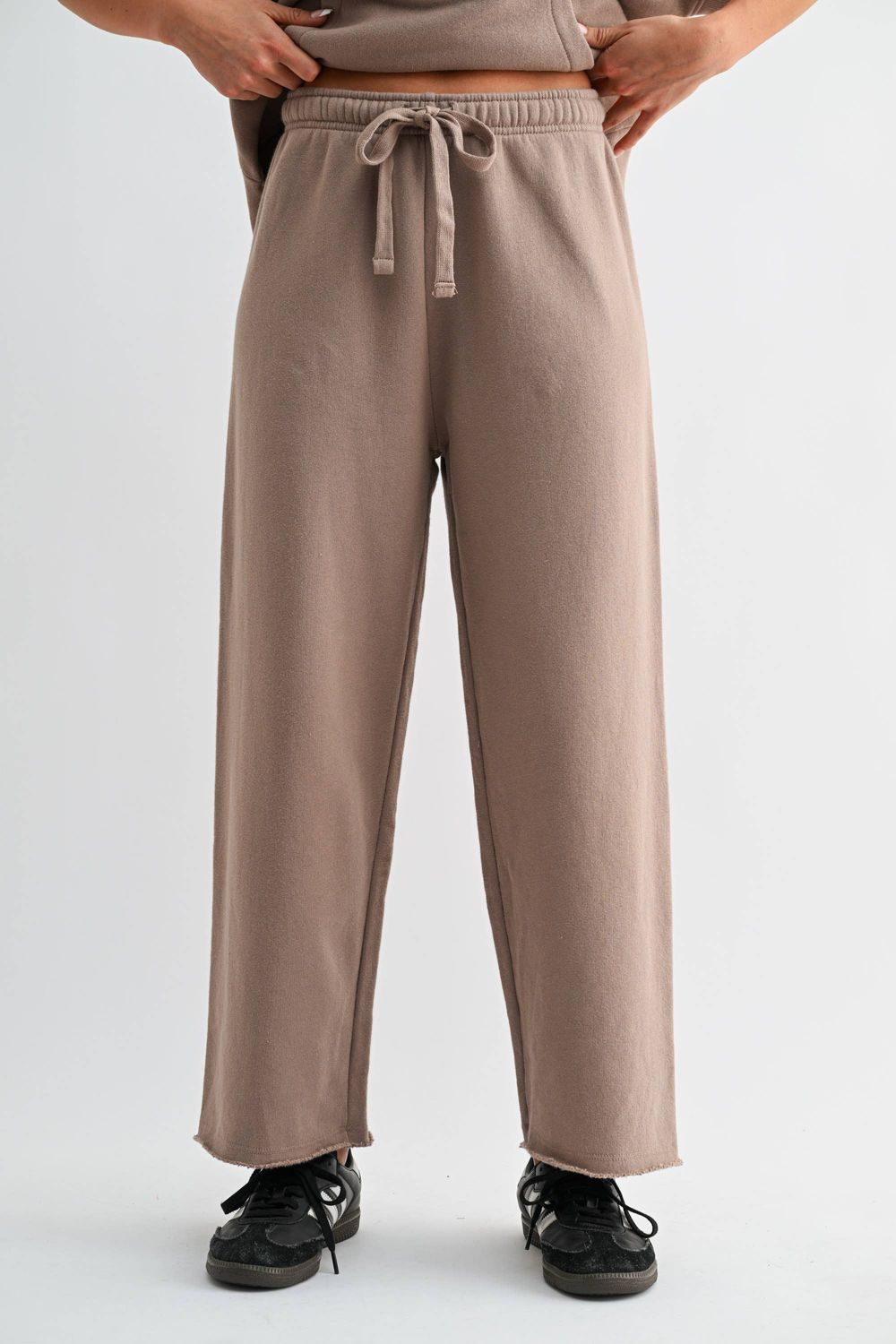 Malibu Wide-Leg Fleece Pants: SILKEN TAUPE