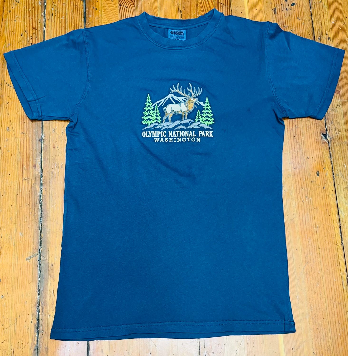 Olympic Majestic Elk Embroidered Short Sleeve Tee, Color: Navy, Size: Small