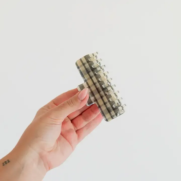The Gingham Edit Claw Clip