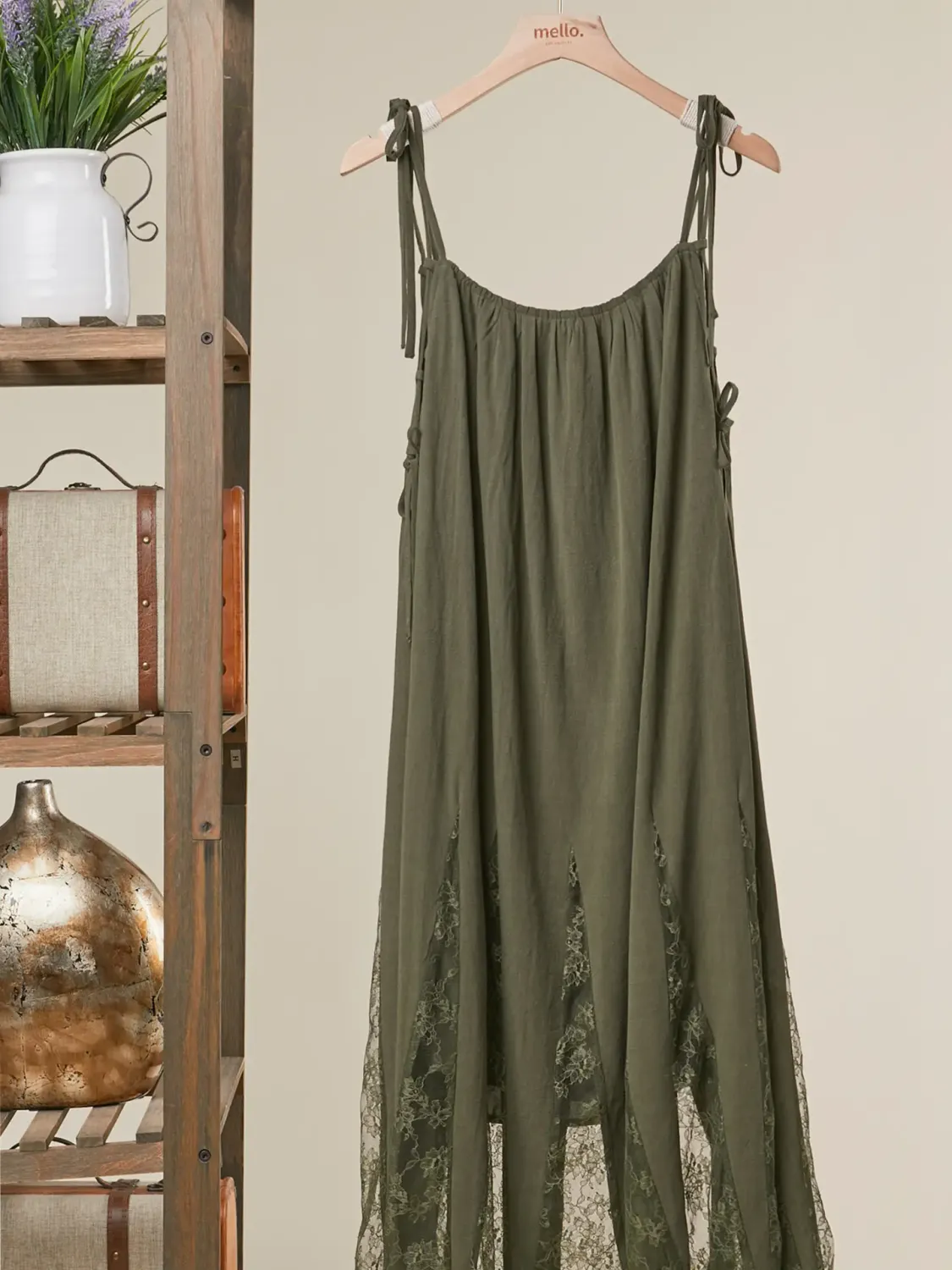 Print Embroidered Sleevesless Elastice Midi Dress