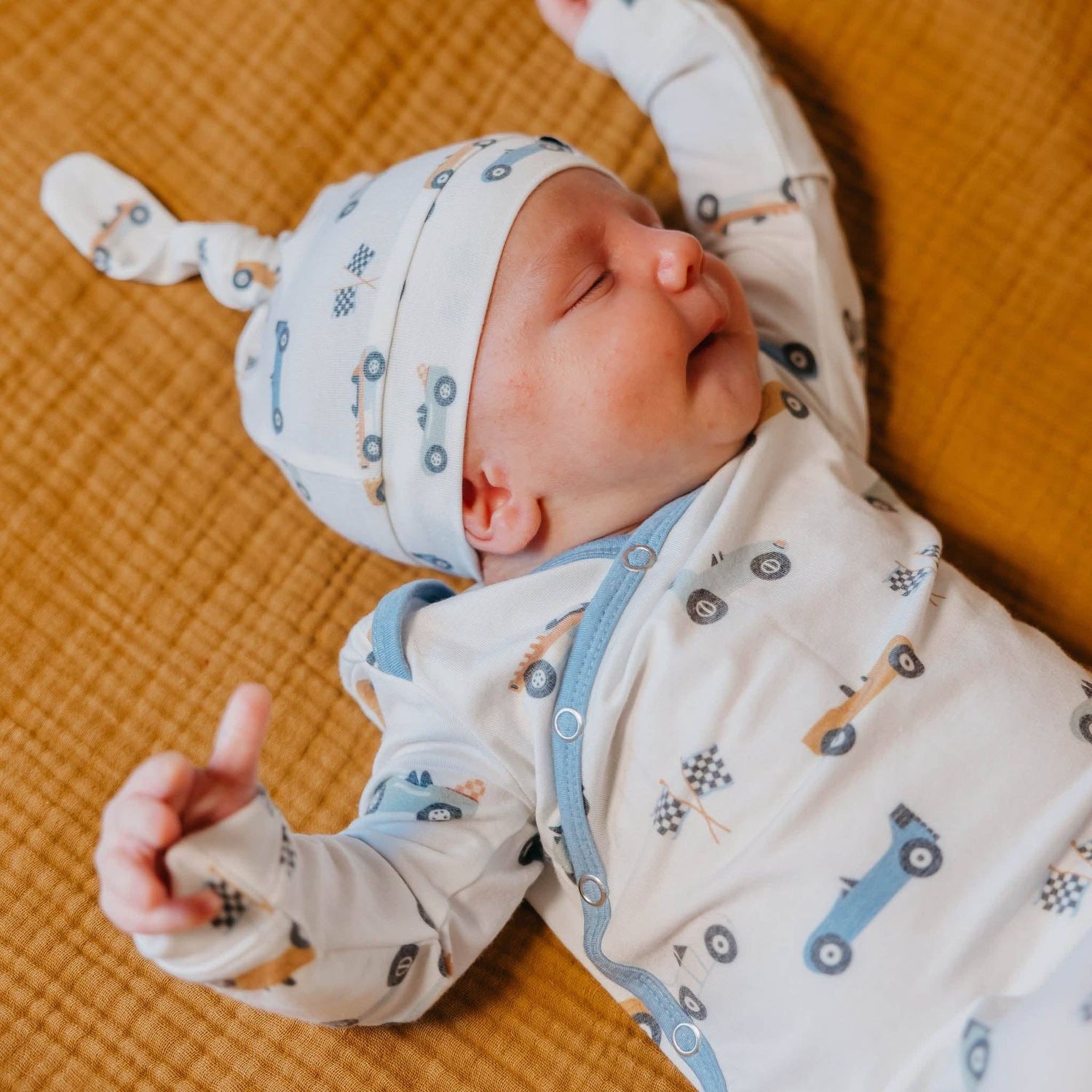 Newborn Knotted Gown - Speedster