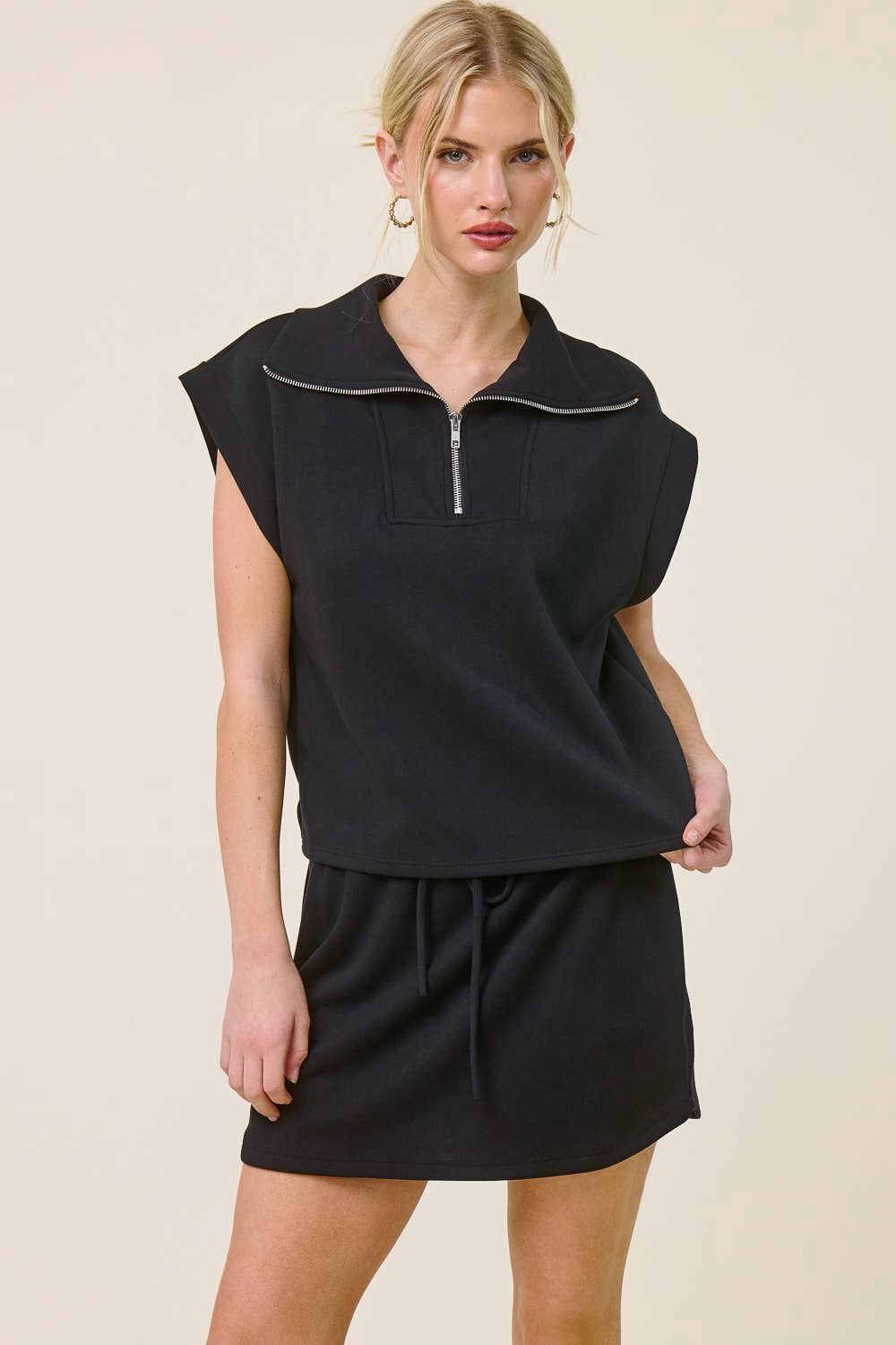 Scuba Quarter-Zip Athleisure Sleeveless Top