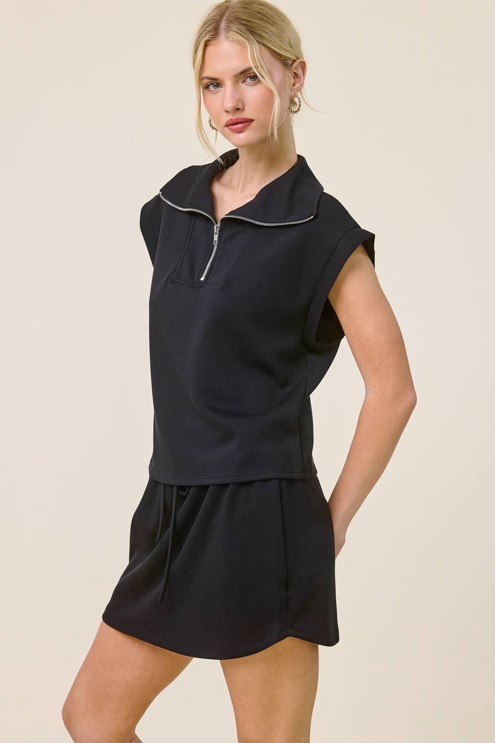 Scuba Quarter-Zip Athleisure Sleeveless Top