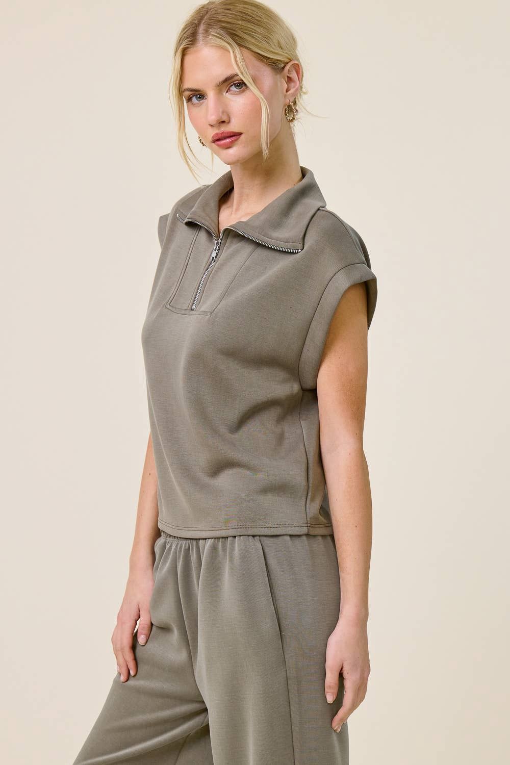 Scuba Quarter-Zip Athleisure Sleeveless Top
