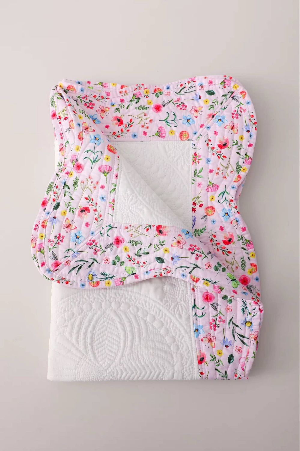 Heirloom Quilt - Baby Quilt Blanket Monogram
