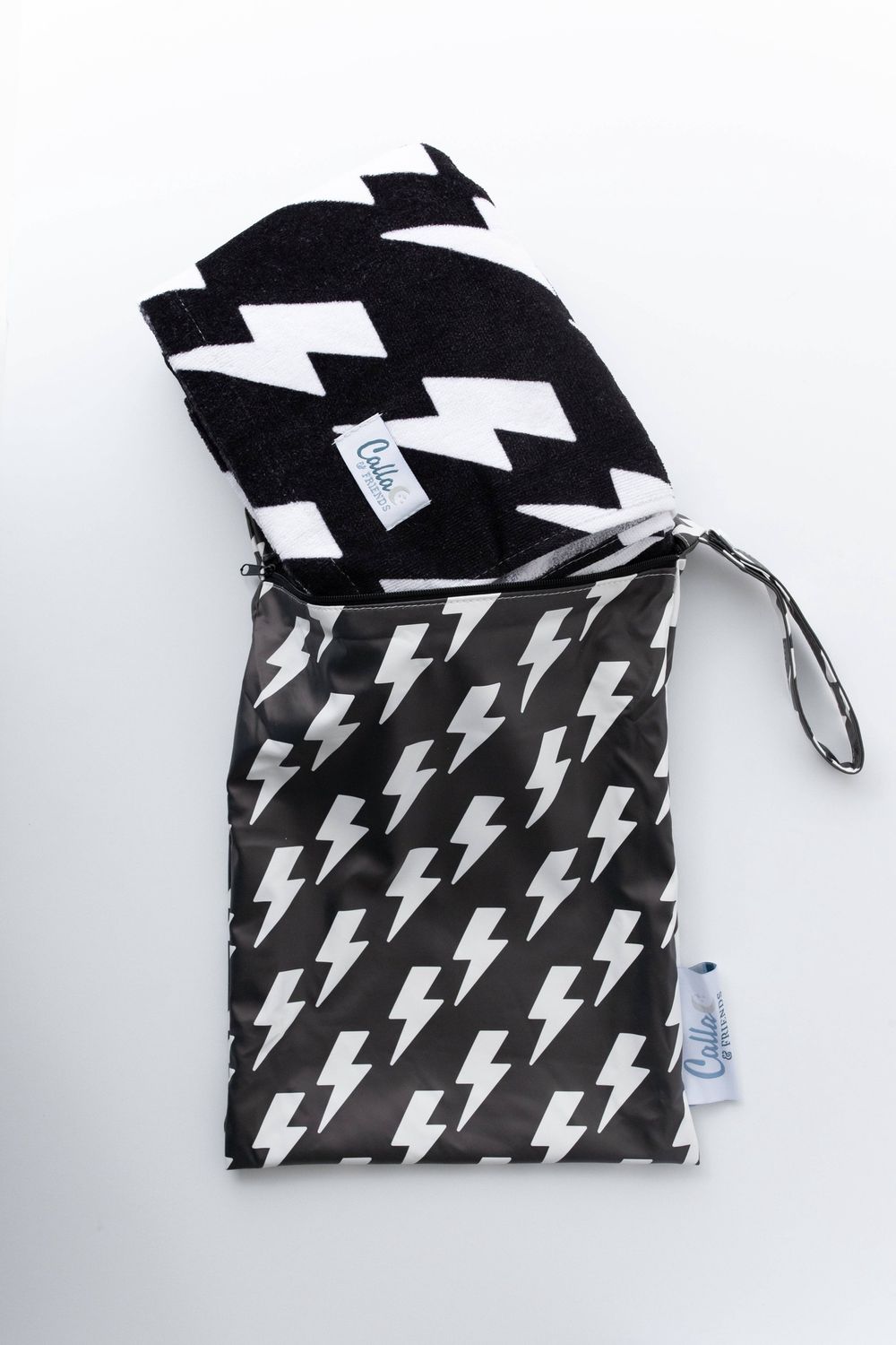 The Maverick Kids Beach Towel(1)