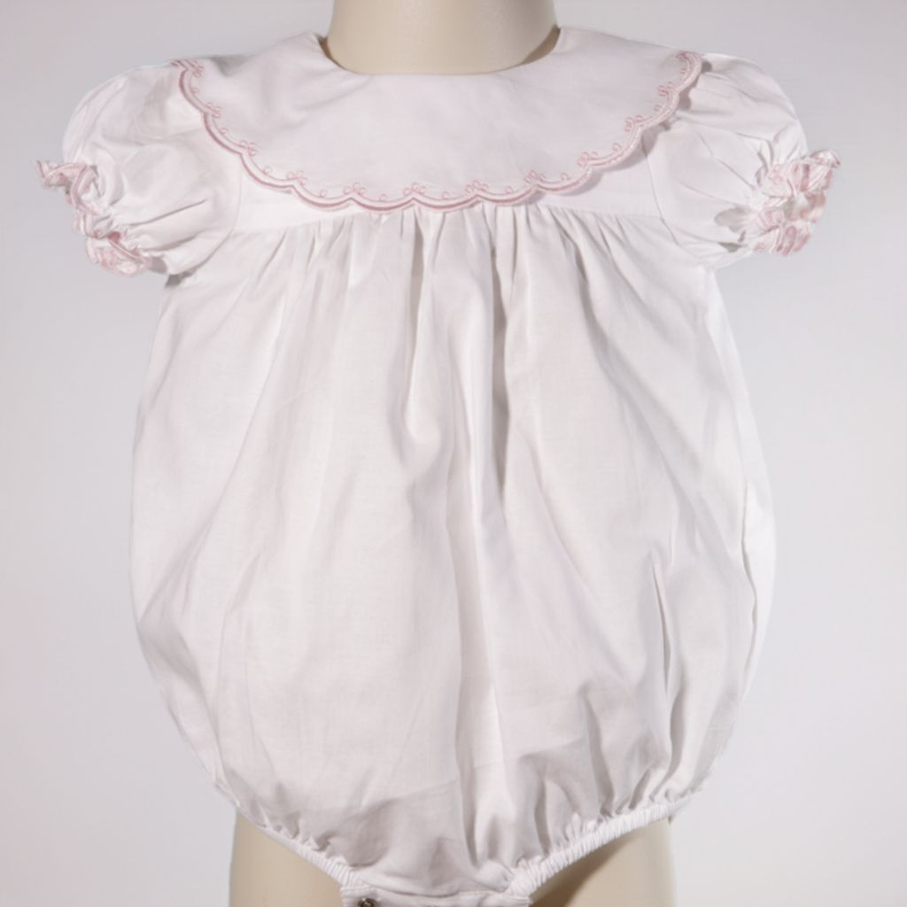 White Scallop Embroidered Round Collar Bubble