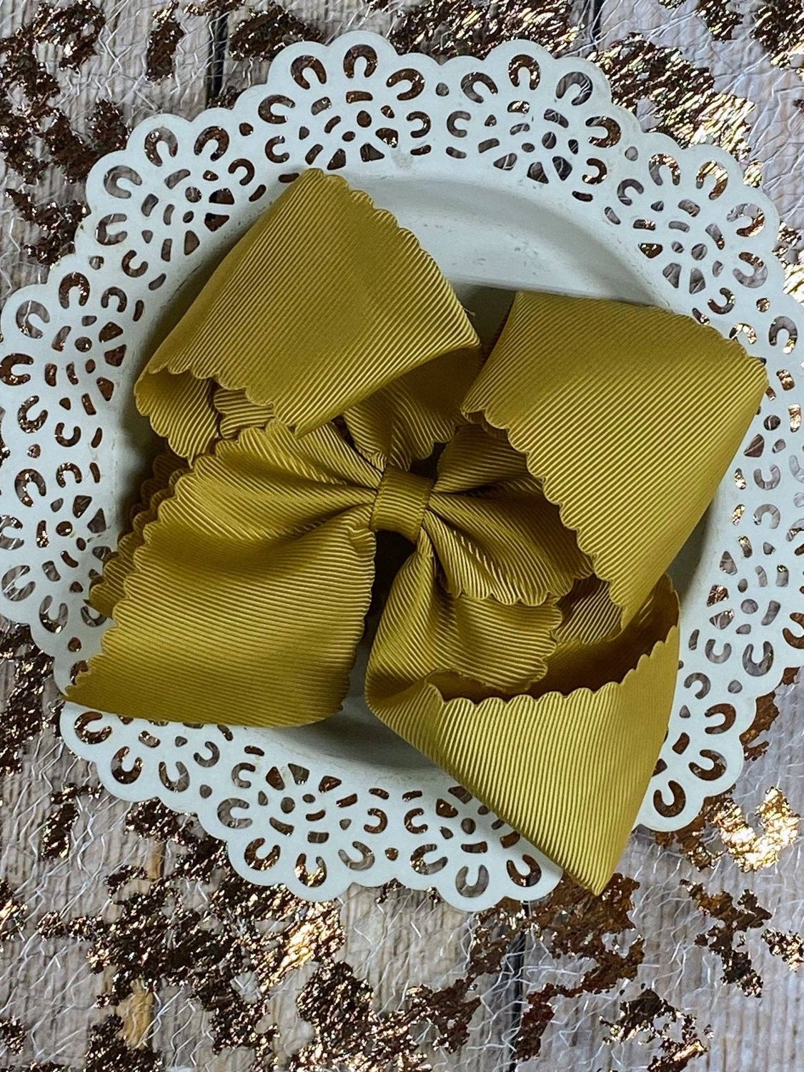 5.5" Oversize Scalloped Hair Bow | Clip or Headband