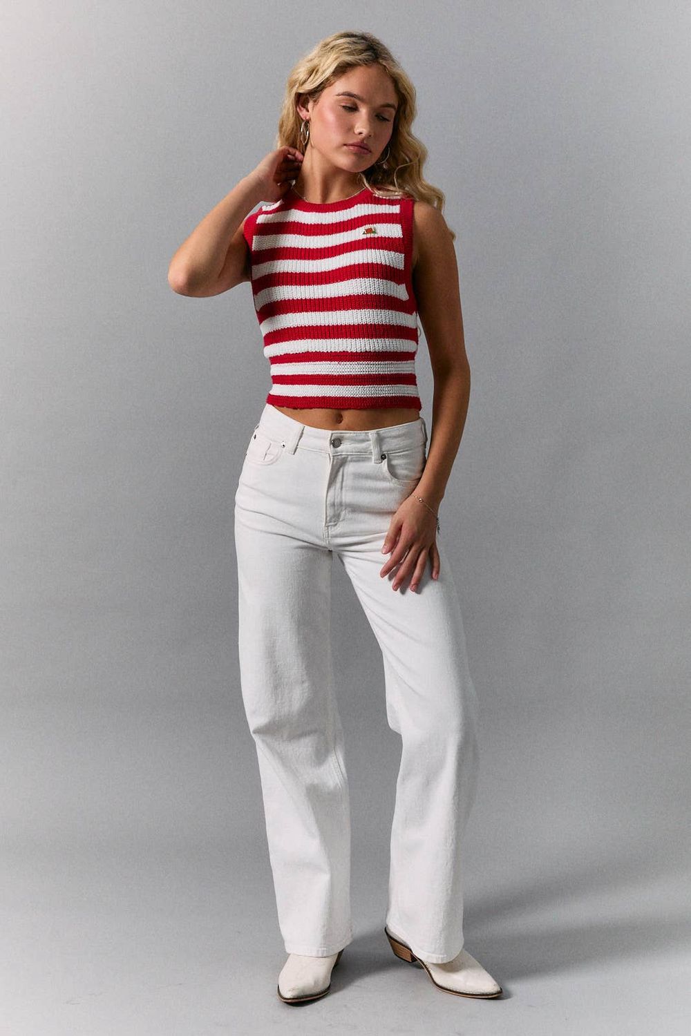 BACK BOW DETAIL SLEEVELESS STRIPED SWEATER TOP