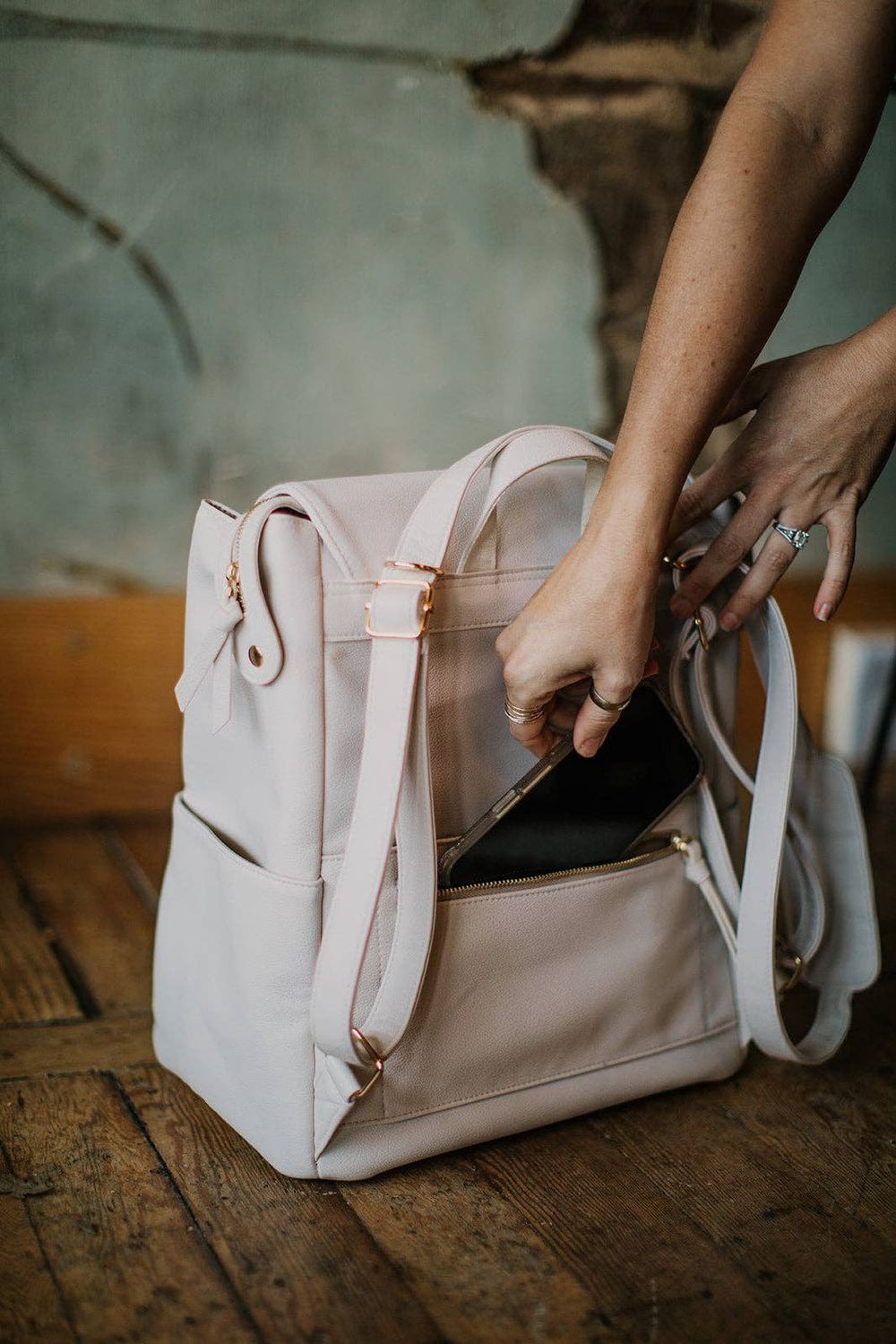 Aurora Mom Bag with Wet Dry Bag and Hooks
