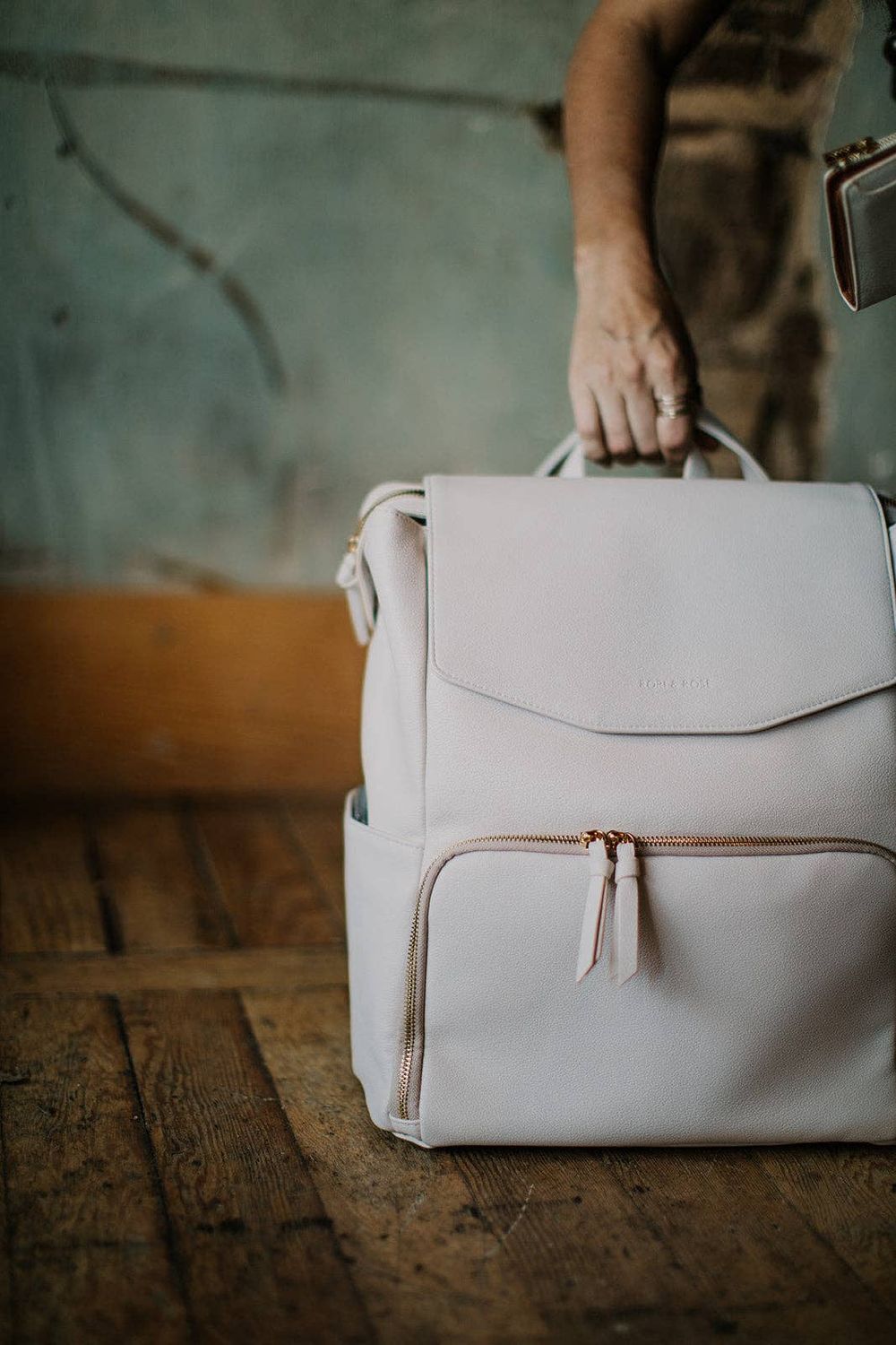 Aurora Mom Bag with Wet Dry Bag and Hooks