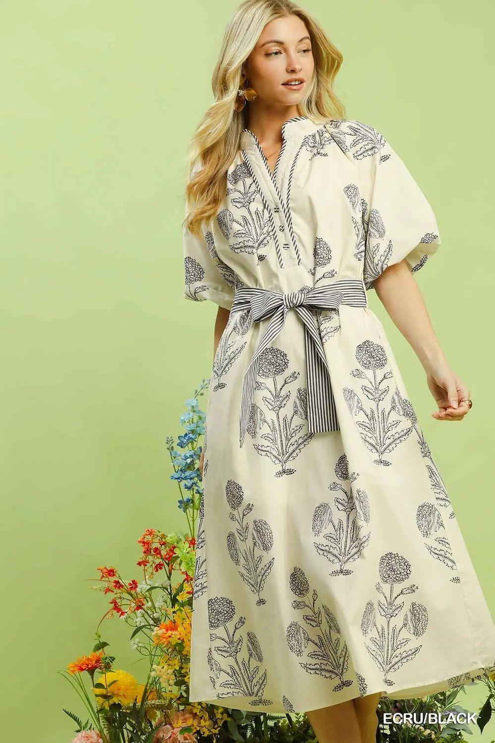 navy and cream tie waist dress