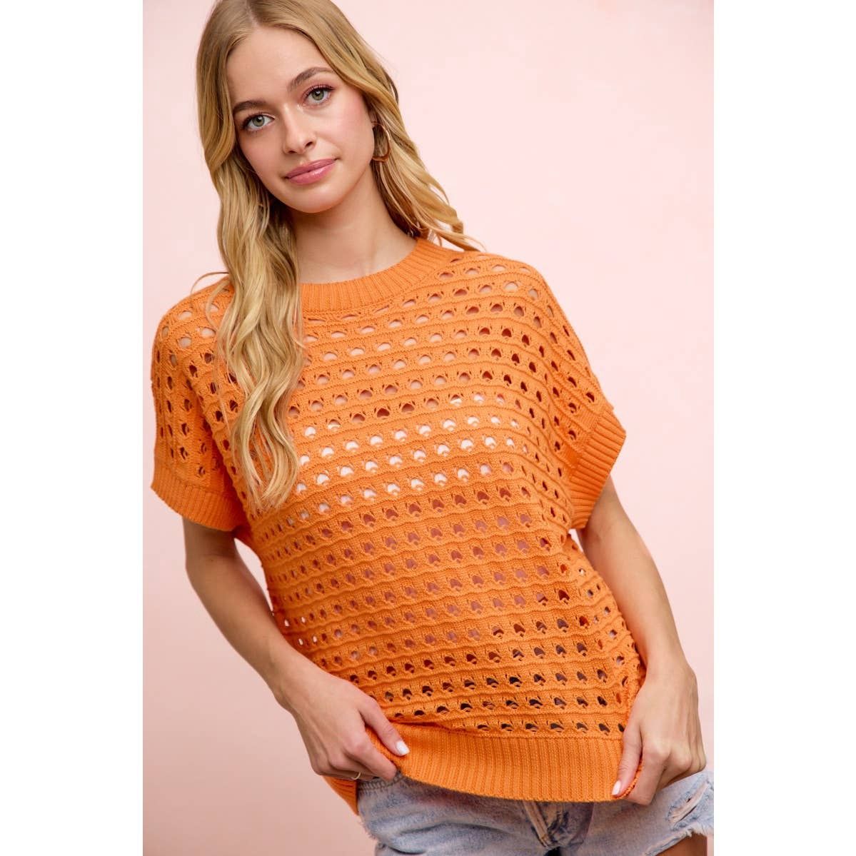 RELAXED FIT SHORT SLEEVE OPEN KNIT TOP