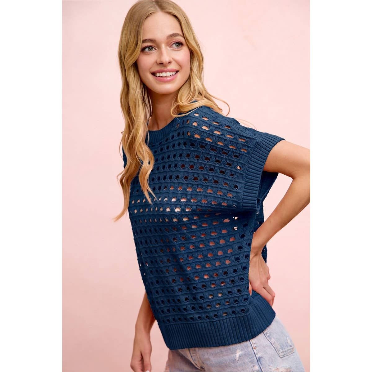 RELAXED FIT SHORT SLEEVE OPEN KNIT TOP