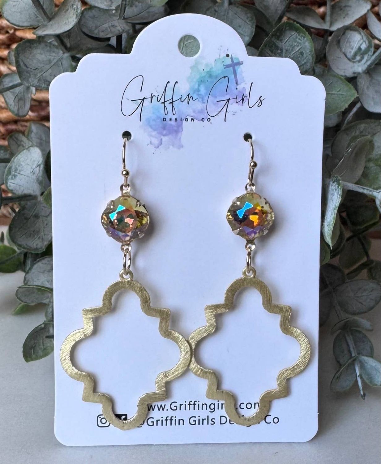 Avery (gold with iridescent stone)