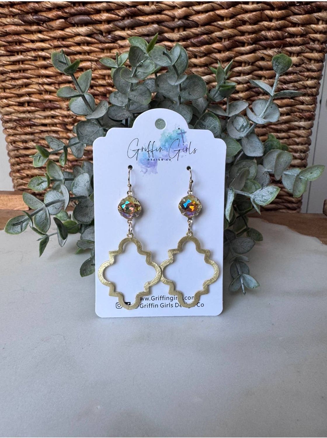 Avery (gold with iridescent stone)