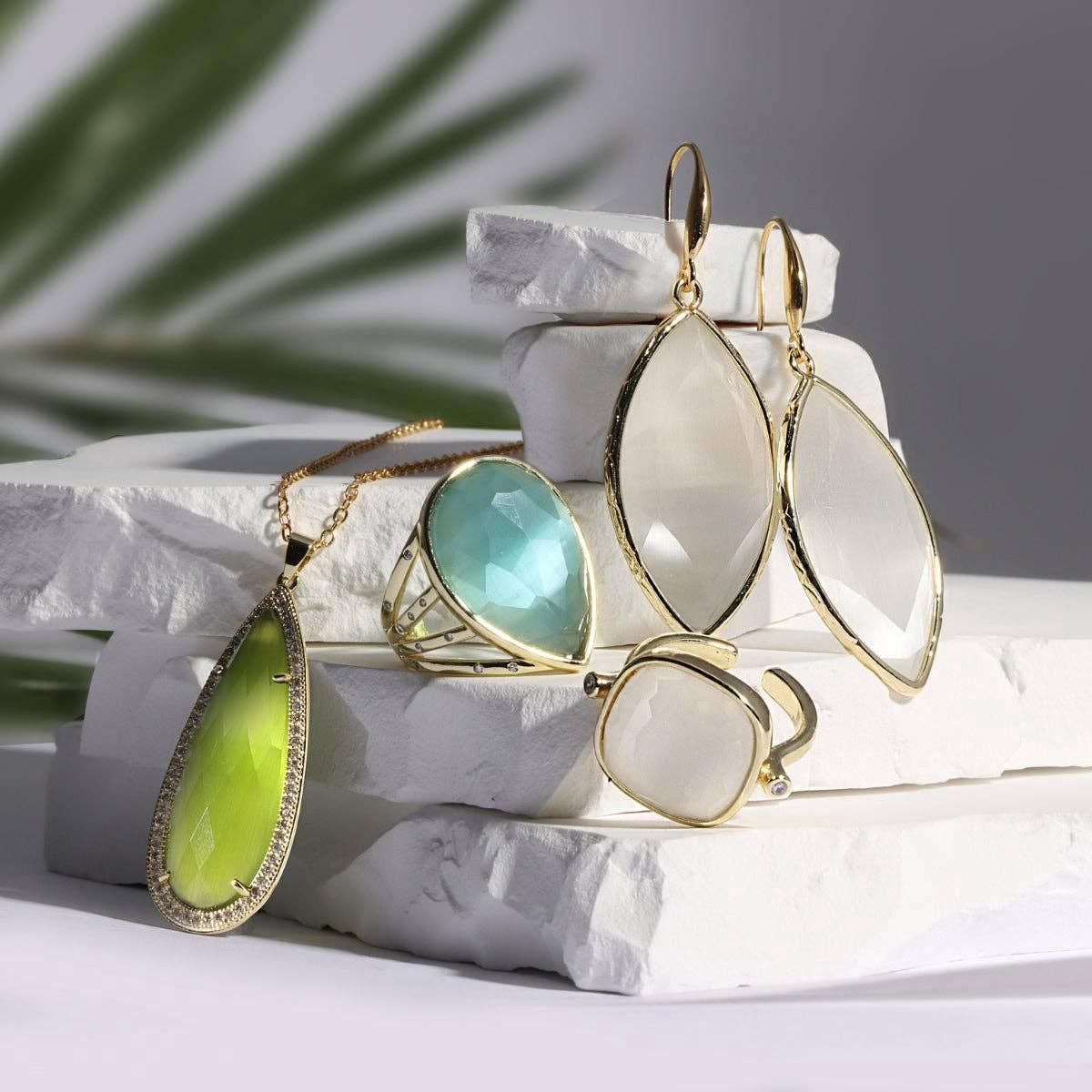 Ms. Reliability Square Stone Ring
