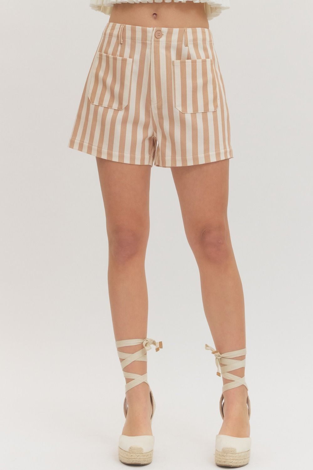 stripe khaki shorts