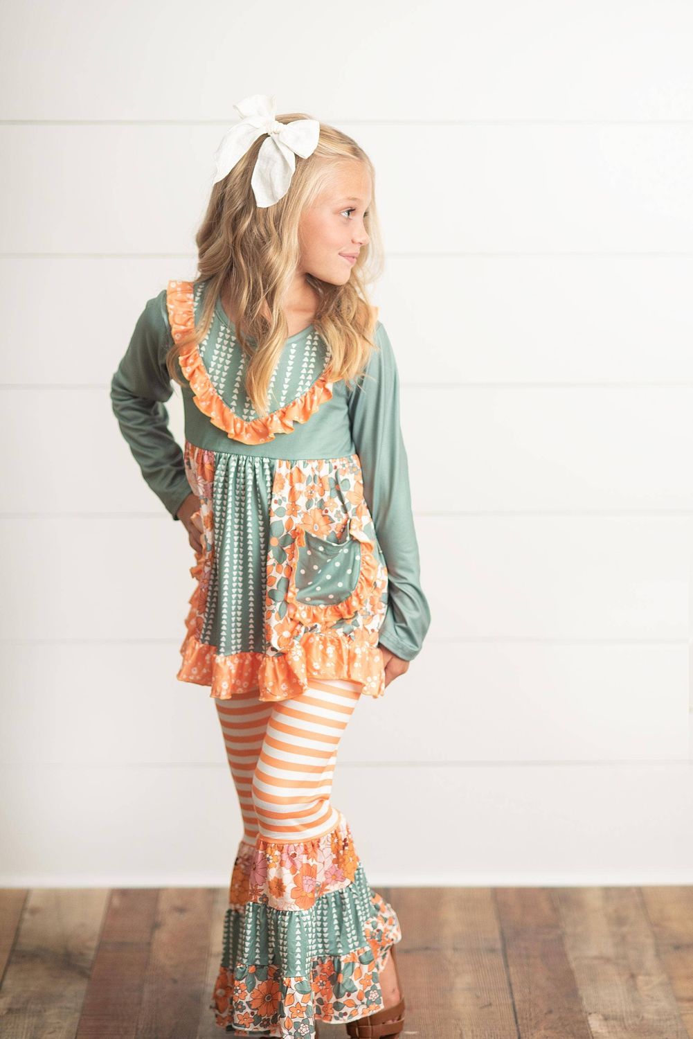 Kids Sage Floral Pocket Two Piece Bell Bottom Ruffle Set