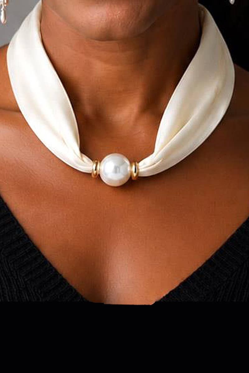 Solid Scarf Necklace