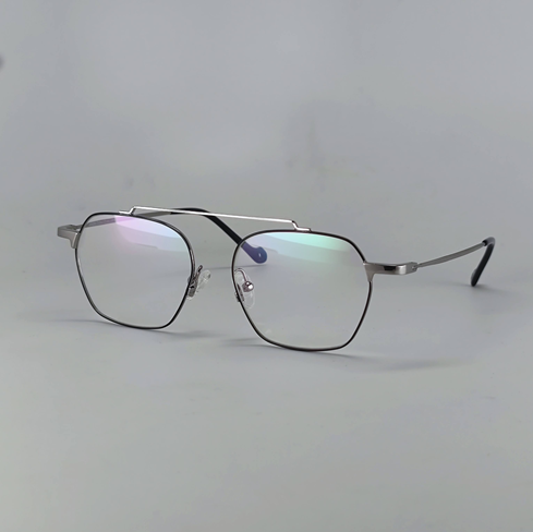 J5513 BLACK/SILVER