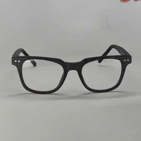 W009  BLACK