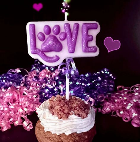 Celebration Candle, Material: Love