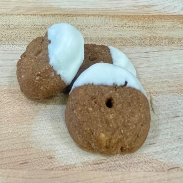 AA - Vanilla Dipped Carrot Cake Bites, 3 CT