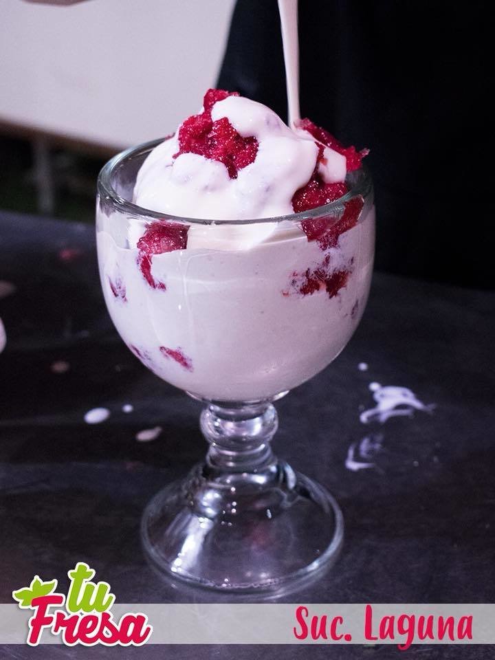 Fresas con crema 1ltr.