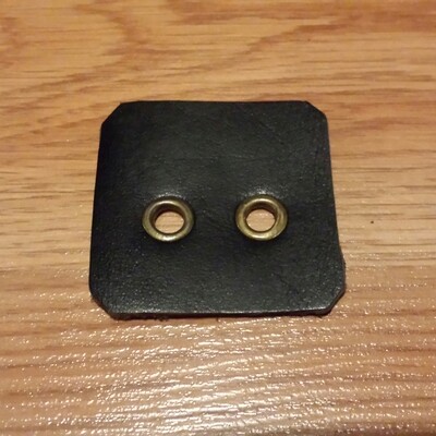 (AH) Black Arming Point Tabs
