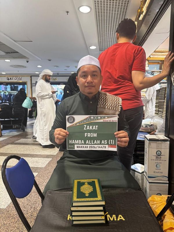 Al Quran Distribution @ Masjidil Haram