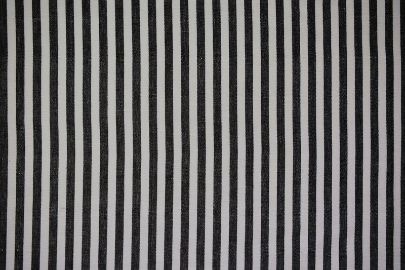 Optical Illusion-Blk/Wht Stripe