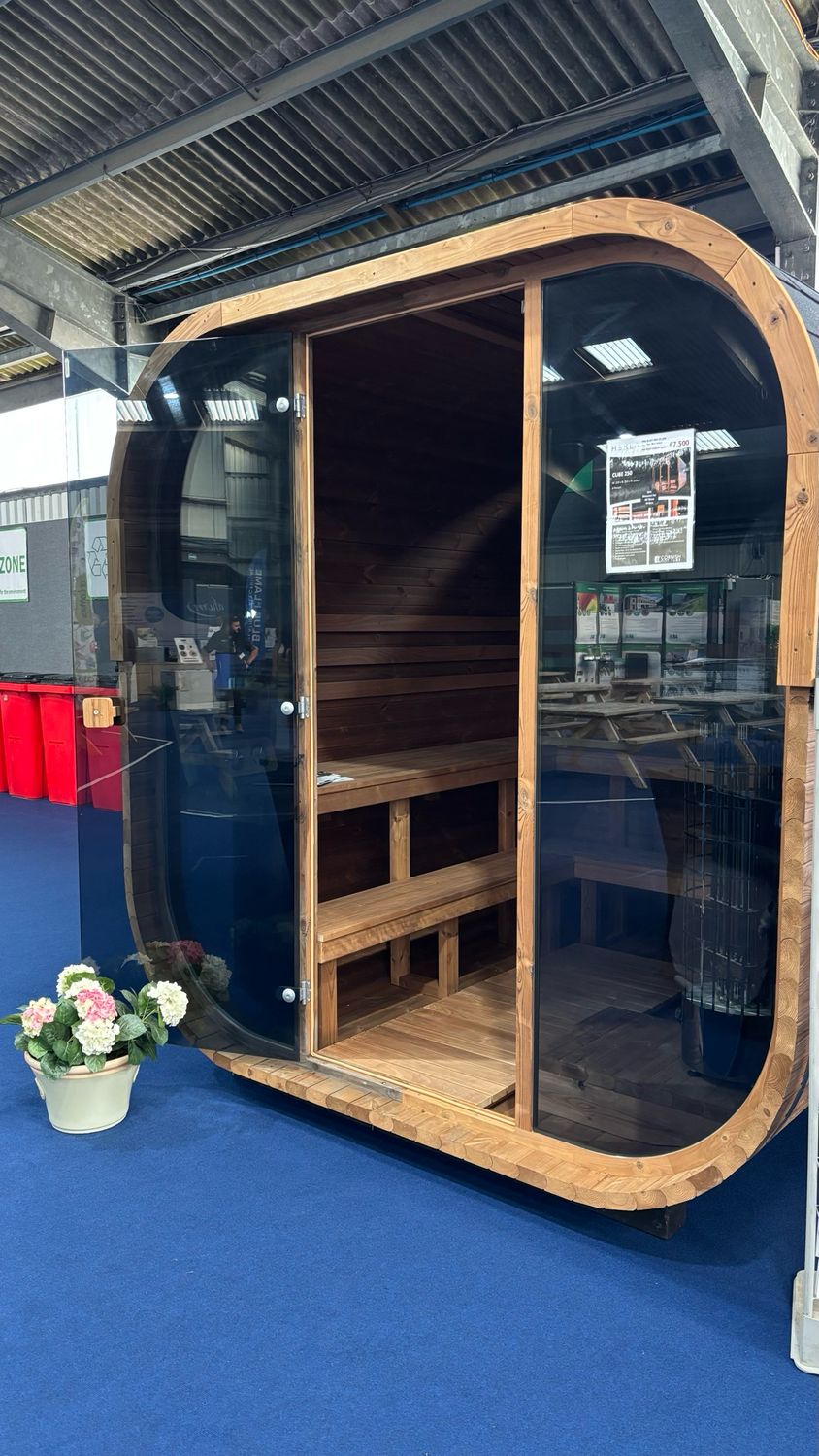 Hekla 250 Cube - Ex Display - Pre Built